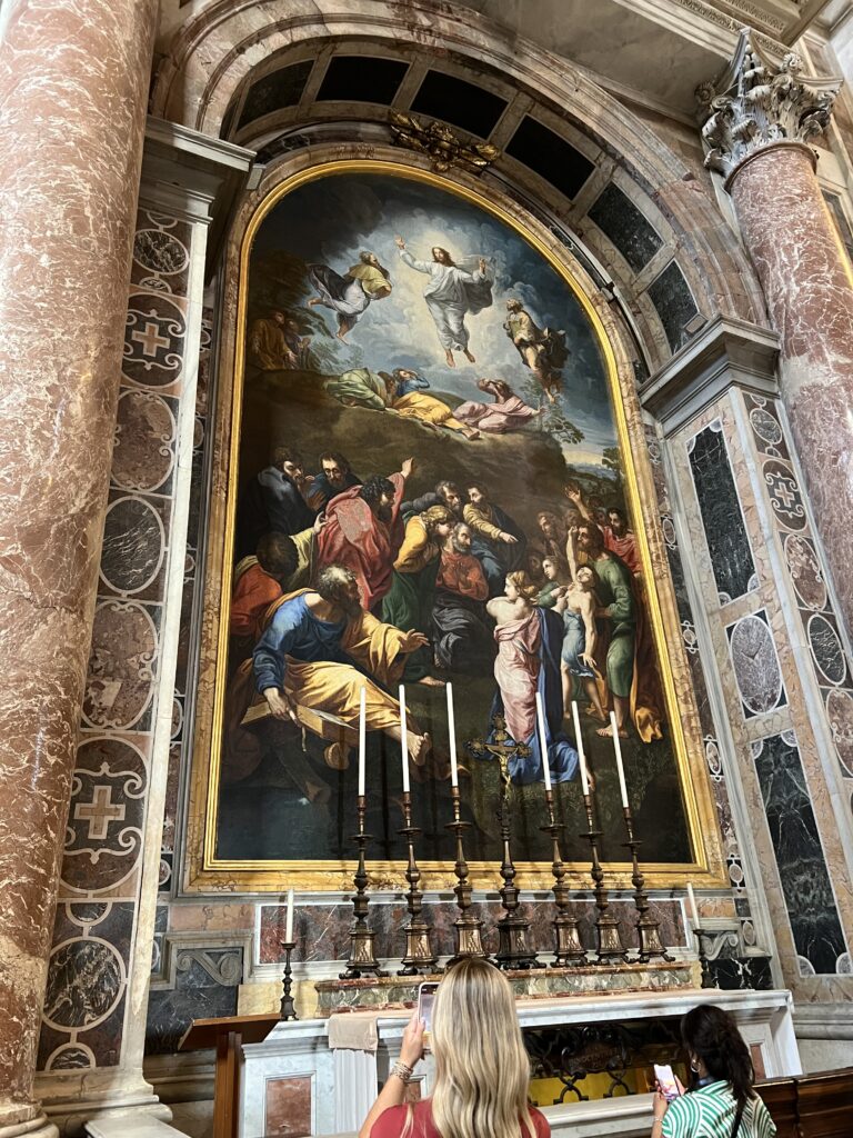 サン・ピエトロ大聖堂の内部