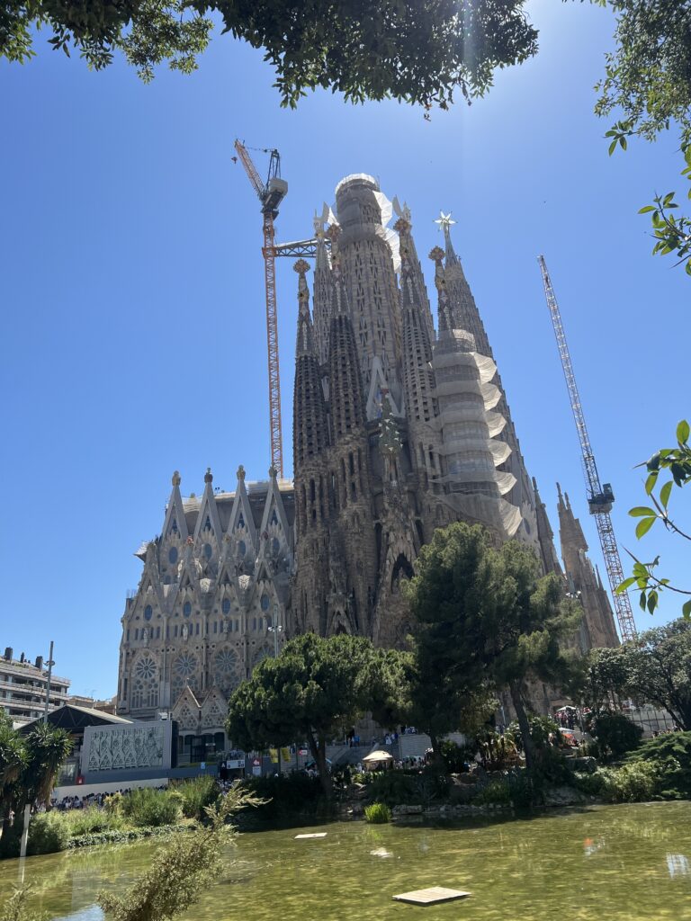 サグラダ・ファミリア外観