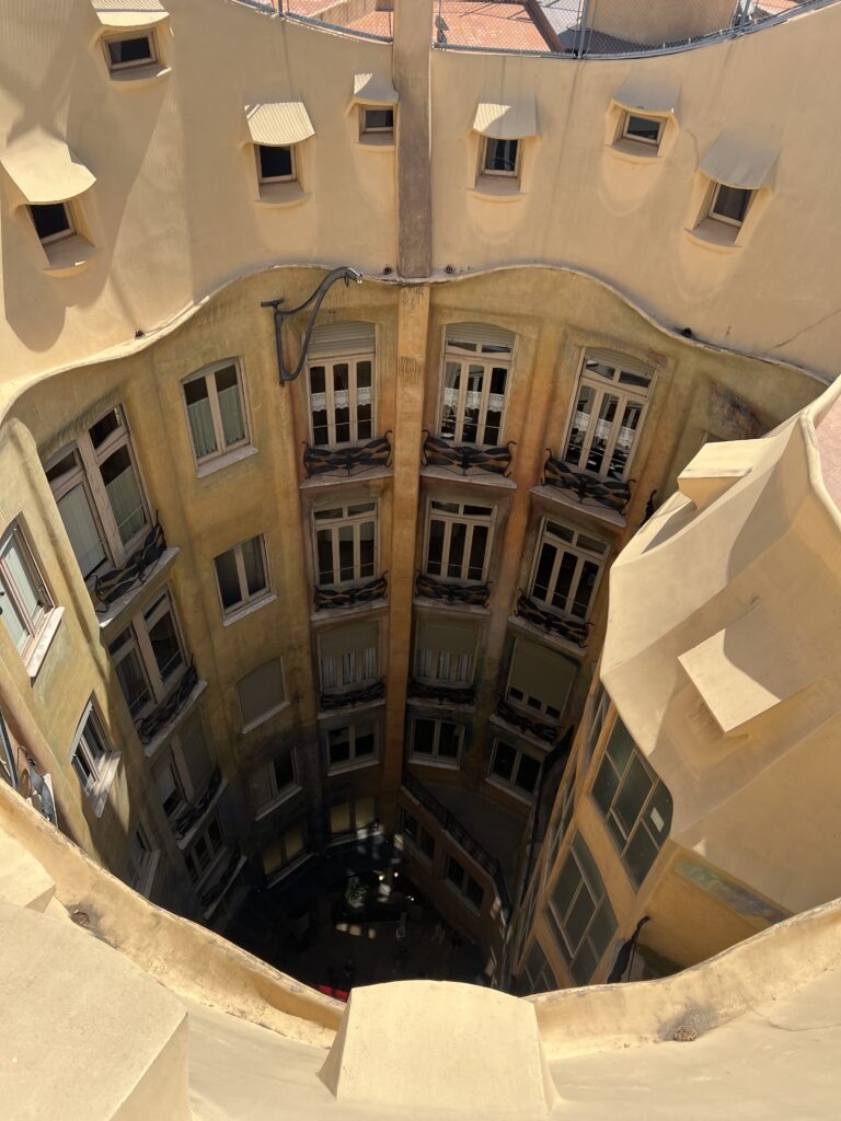 カサ・ミラ屋上