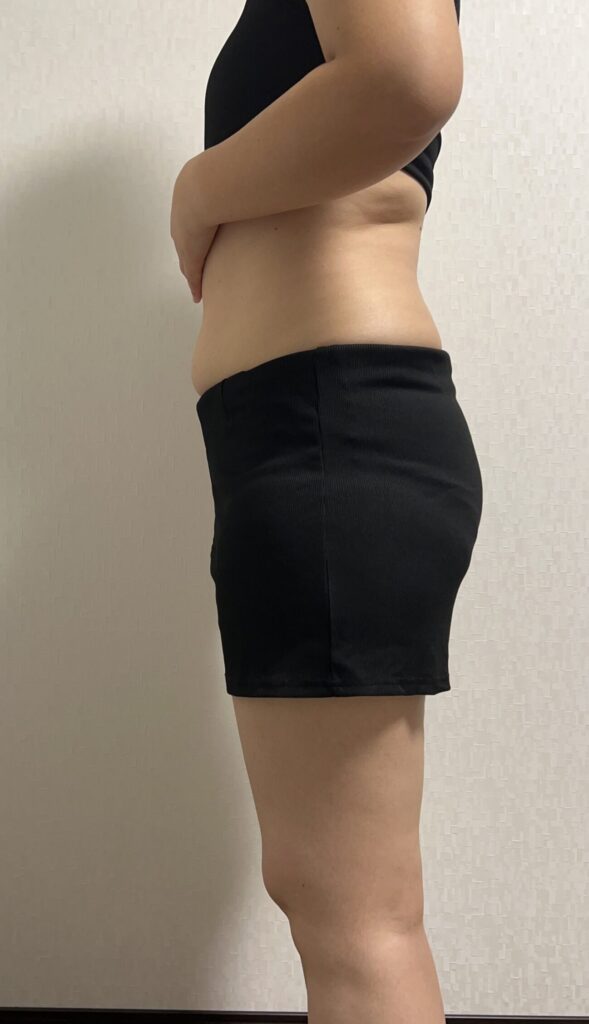 ダイエット開始時の横のボディ