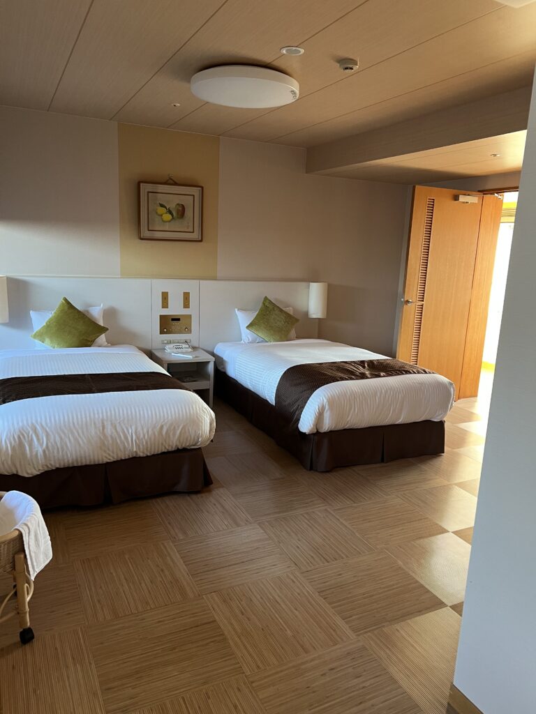 亀の井ホテル鳥羽 デラックス和洋室