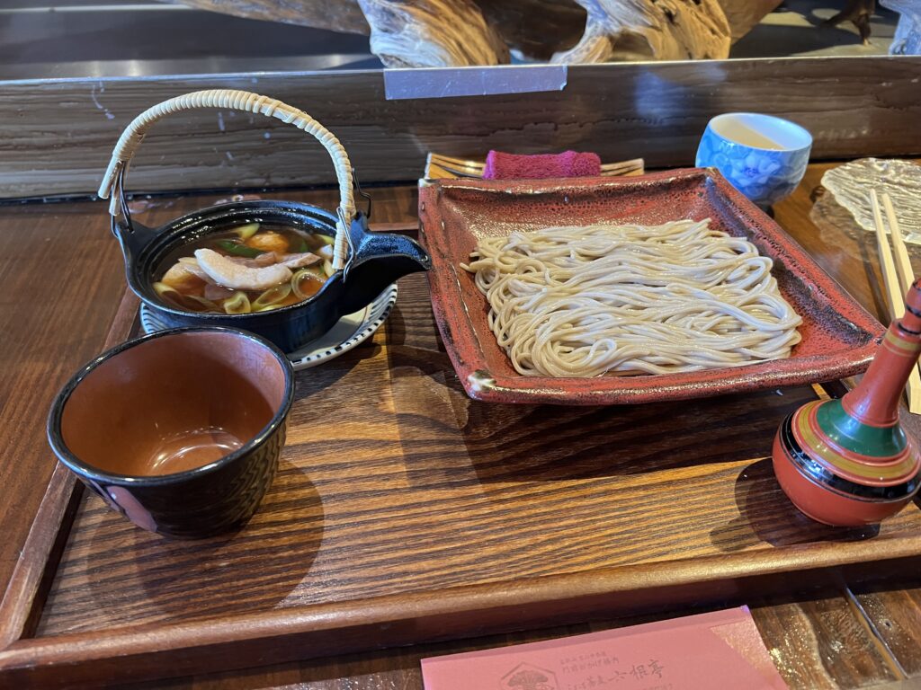 六根亭の鴨せいろそば